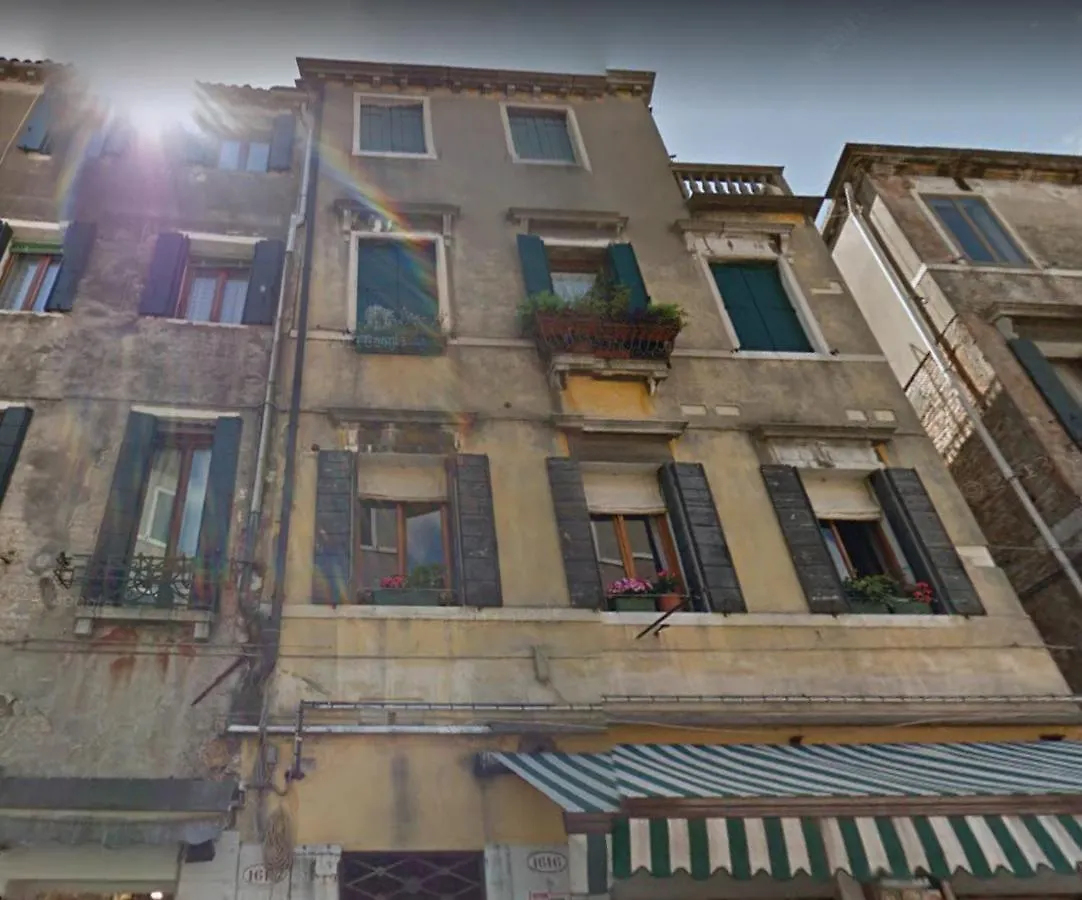 Classy Venice Apartment