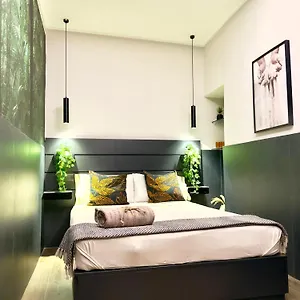 Falco Luxury , Napoli Italia
